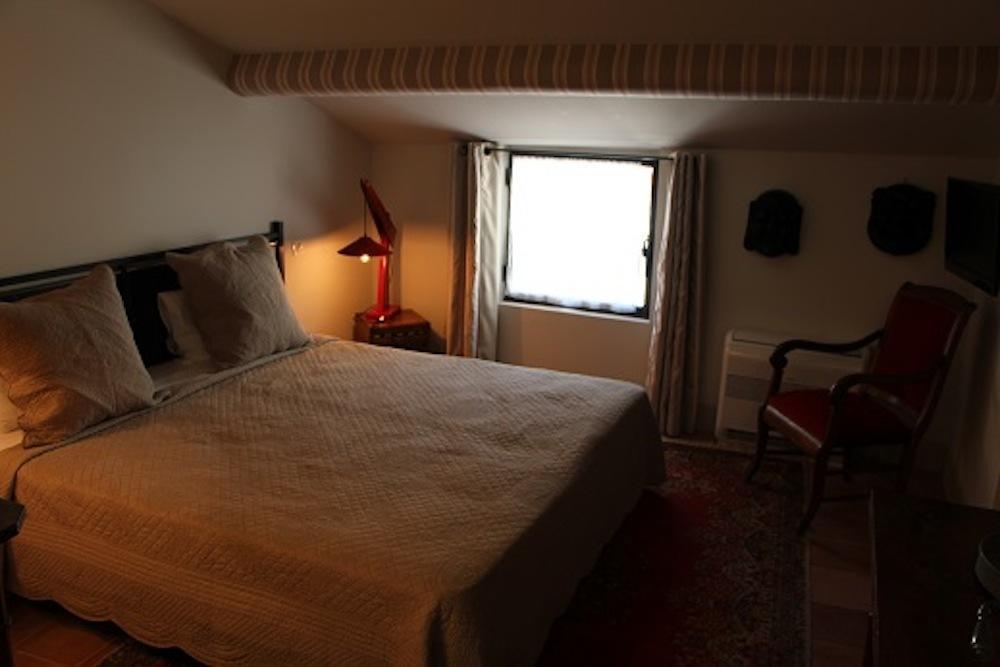 La Petite Hostellerie Uzes Exterior photo